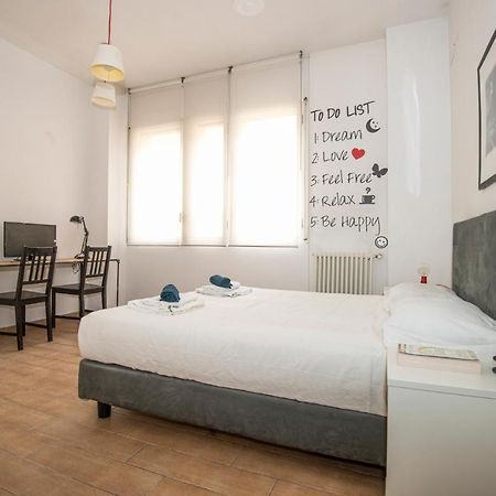 Om2Rome Apartment ภายนอก รูปภาพ