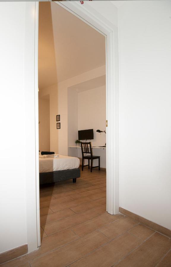 Om2Rome Apartment ภายนอก รูปภาพ
